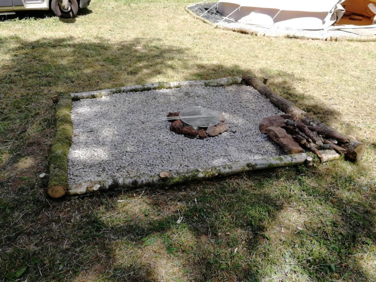 Tente Insolite 1 A 5 Personnes Plouray 외부 사진